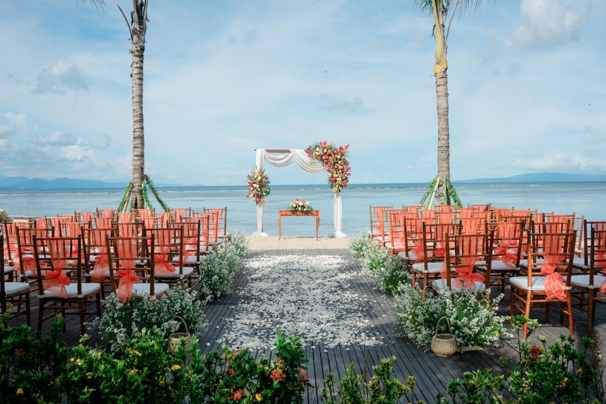Griya Santrian A Beach Resort And Spa Sanur Dış mekan fotoğraf